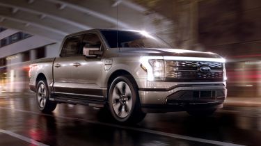 2022 Ford F-150 Lightning: commercial Lightning Pro model unveiled